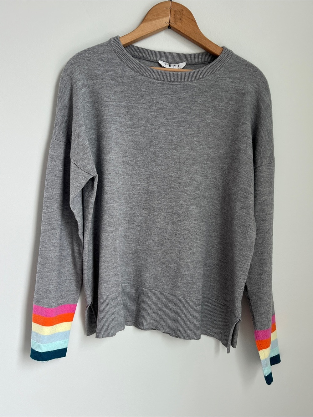 THML | Long-Sleeve Gray Crewneck Sweater with Rainbow Stripe Cuffs Size Small